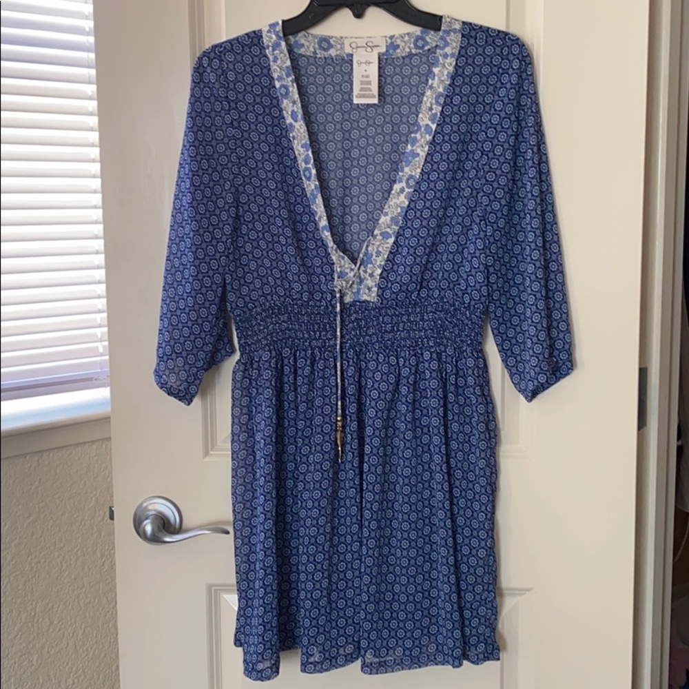 Jessica Simpson maternity cover up